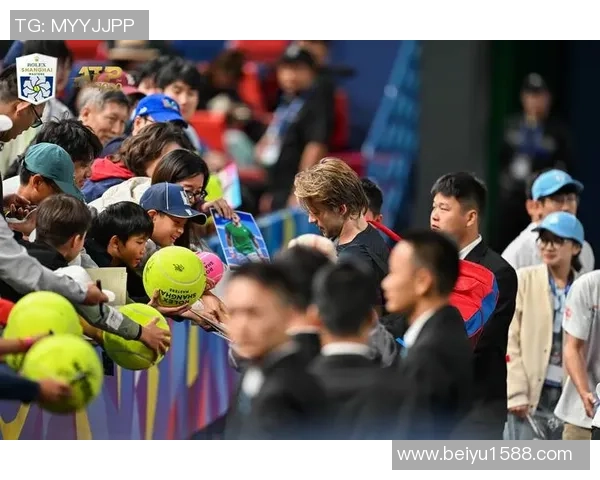 上海网球队的团队协作探索与发展之路：凝聚力与默契的完美结合